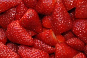 El consumo de fresas disminuyó los niveles de colesterol malo y triglicéridos en un experimento con voluntarios. / SINC