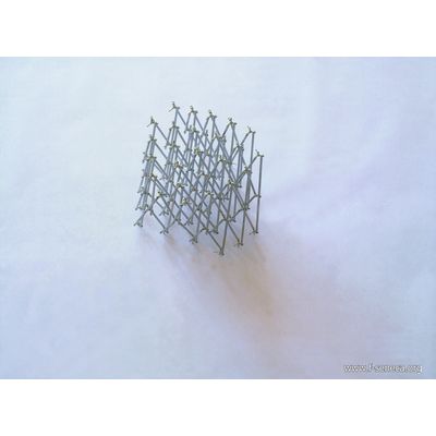 MAQUETA DE ESTRUCTURA RETICULAR DESPLEGABLE PLANA 