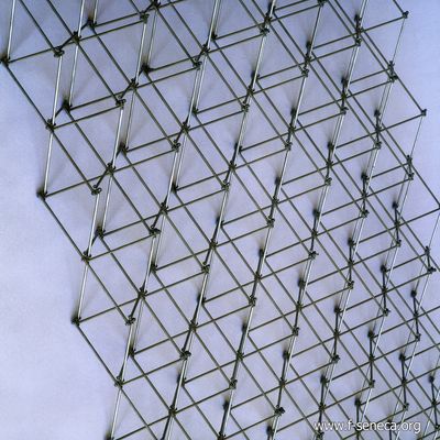 DETALLE DE MAQUETA DE UN MÓDULO DEL PABELLÓN DE EXPOSICIONES 